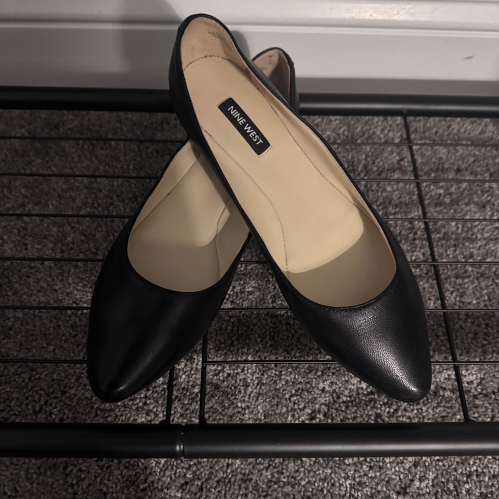 Nine West Classic Black Flats